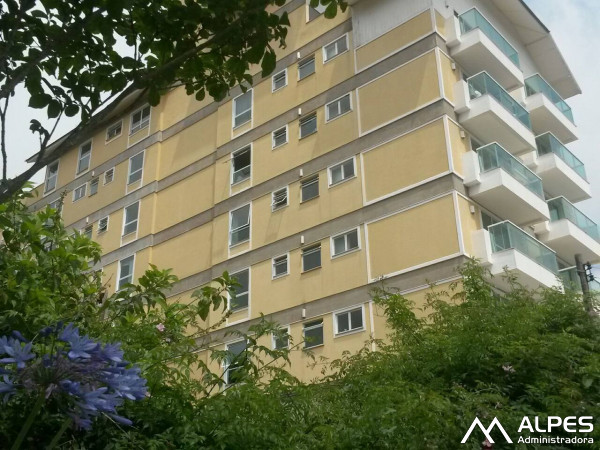 Excelente apartamento próximo a faculdade, mobiliado, quarto e sala, com elevador e garagem