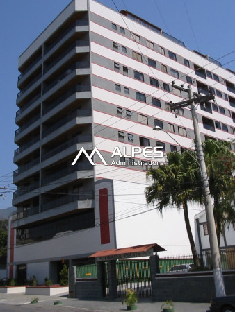 Excelente apartamento no melhor ponto de Agriões, Teresópolis/Rj. Prédio luxuoso com garagem e salão de festas.