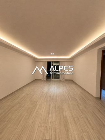 Apartamento Amplo e Sofisticado em Bairro Nobre de Teresópolis