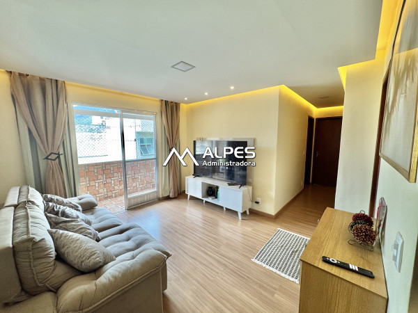 Excelente apartamento mobiliado no Centro da cidade.