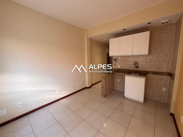 Conjugado, estilo Loft, reformado, próximo a faculdade.